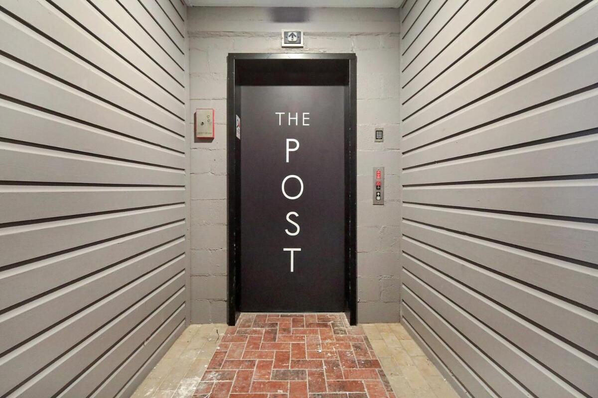 Апартаменты Freedom'S Flight - The Post Lofts Стейтсборо Экстерьер фото